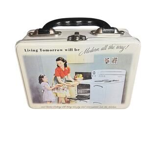 Vtg 50s Hostess Housewife Lunch Box Party‎ Girl Baking With Mom 2 Sided Tin MCM